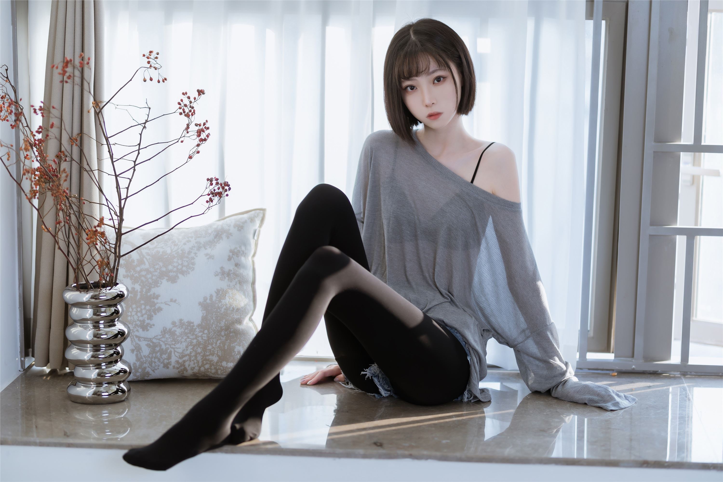 Xu Lan LAN - NO.027 Semi transparent Sweater